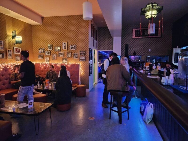 Lion's Den Bar and Lounge
