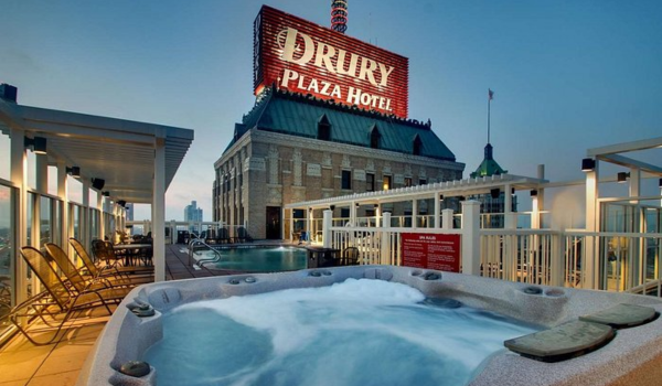 Comfortable River Walk location at one of the best hotels in San Antonio