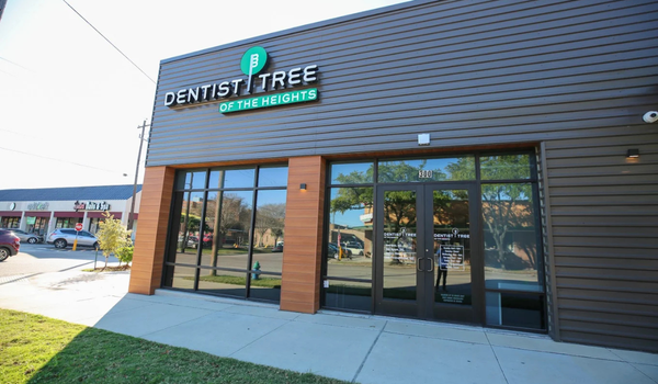 Dentist Tree Of The Heights offering family and preventive dental care in Houston
